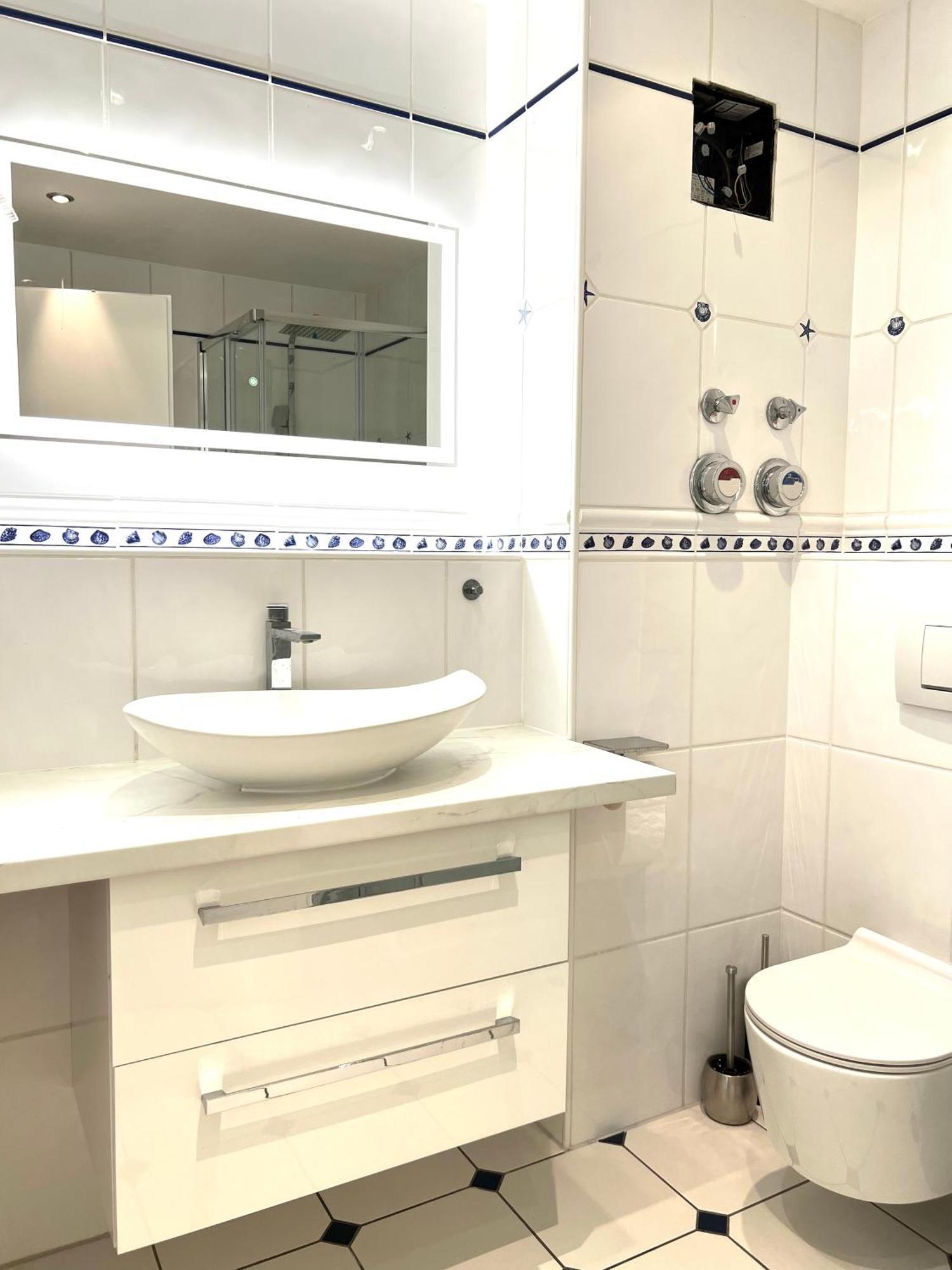 Luxus Maisonette Wohnung Am See, Wehome Premium Sankt Leon-Rot Exterior foto