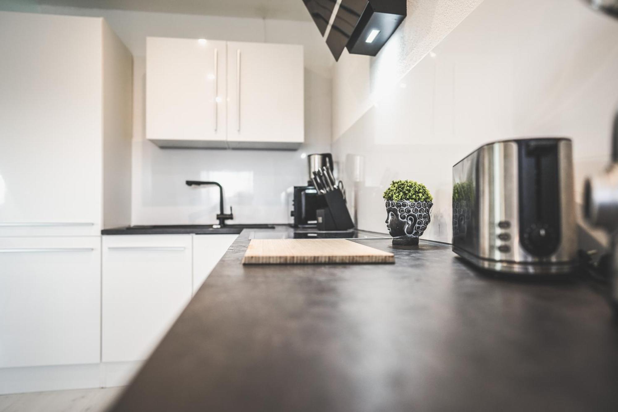 Luxus Maisonette Wohnung Am See, Wehome Premium Sankt Leon-Rot Exterior foto